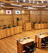 屋久島町議会場の写真